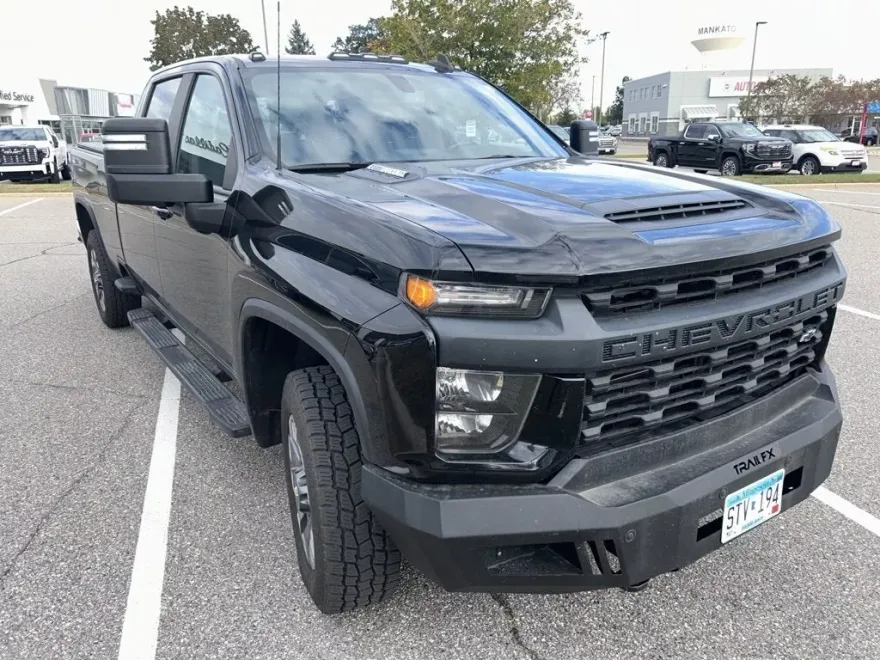 2021 Chevrolet Silverado 2500HD LT photo 1