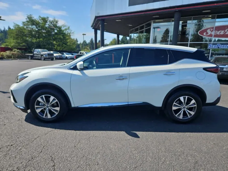 2023 Nissan Murano S photo 1