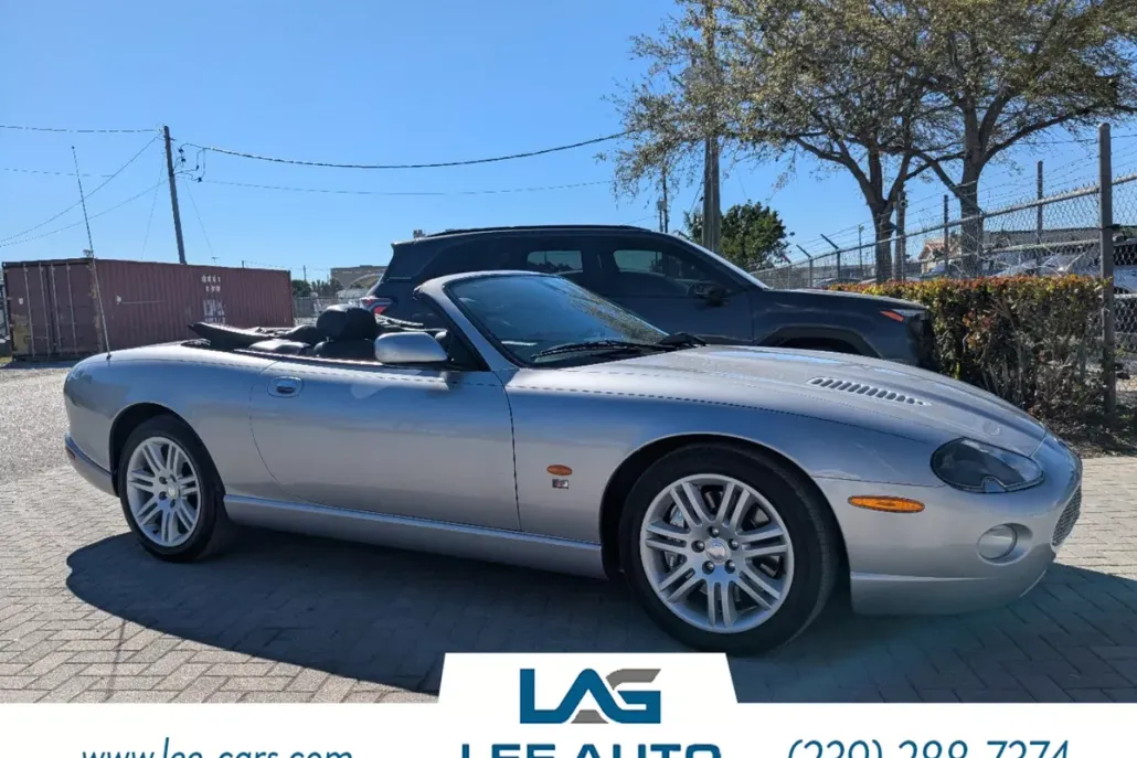 2006 Jaguar XK 8 XKR photo 1