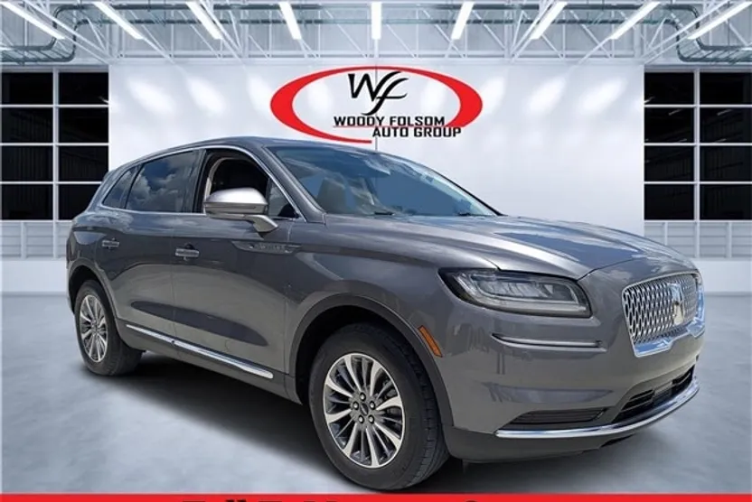 2022 Lincoln Nautilus Standard photo 1