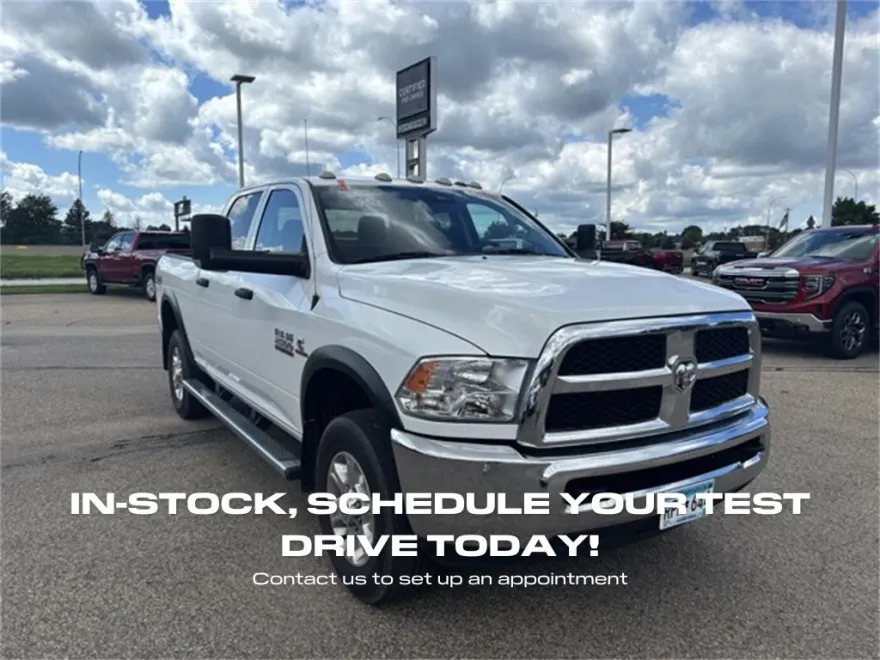 2017 Ram 2500 Tradesman photo 1