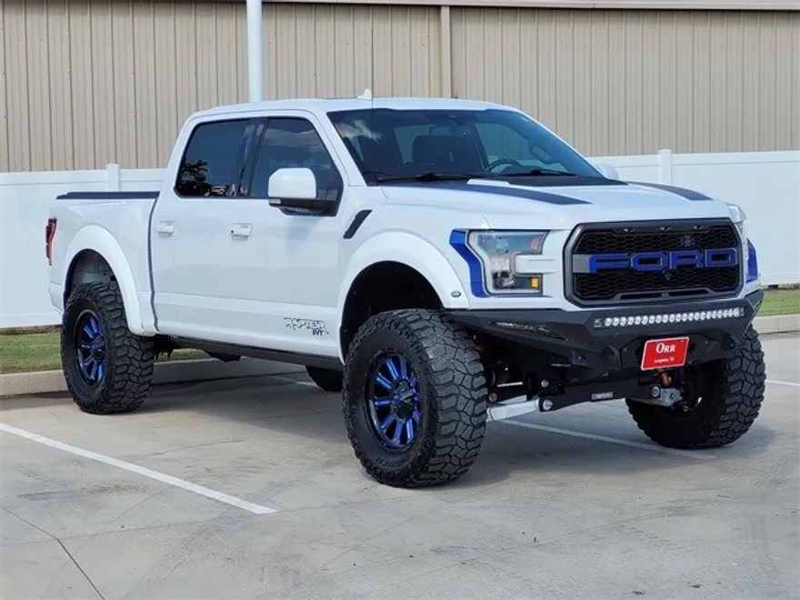 2020 Ford F-150 Raptor photo 1