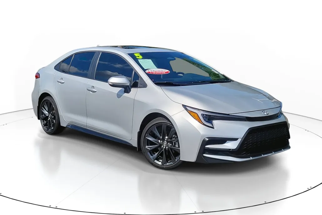 2025 Toyota Corolla XSE photo 1