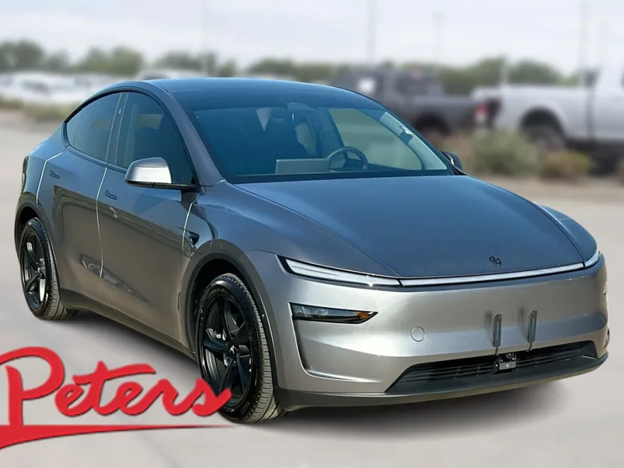 2026 Tesla Model Y Long Range photo 1