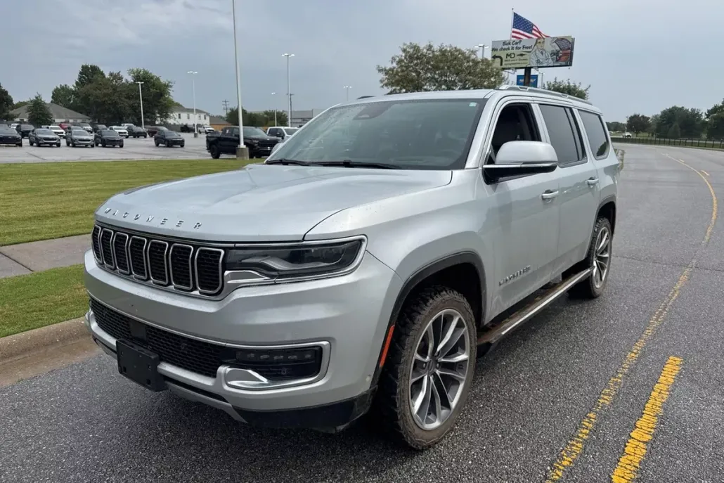 2022 Jeep Wagoneer Series III photo 1