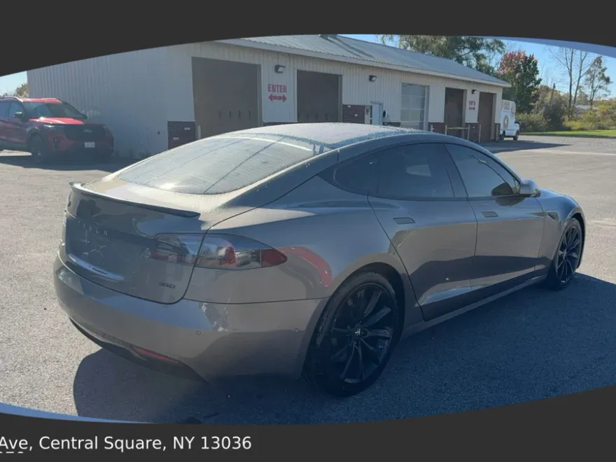 2016 Tesla Model S 90D photo 1