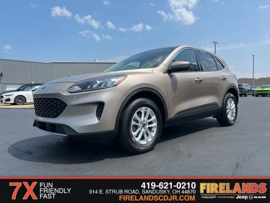 2020 Ford Escape SE photo 1