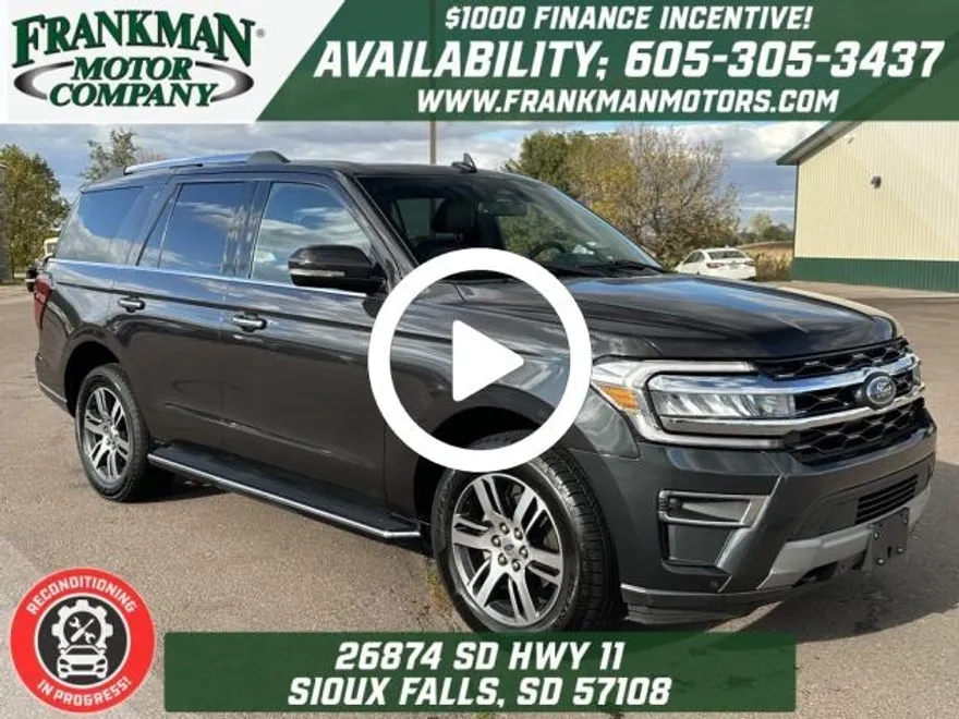 2023 Ford Expedition Limited photo 1