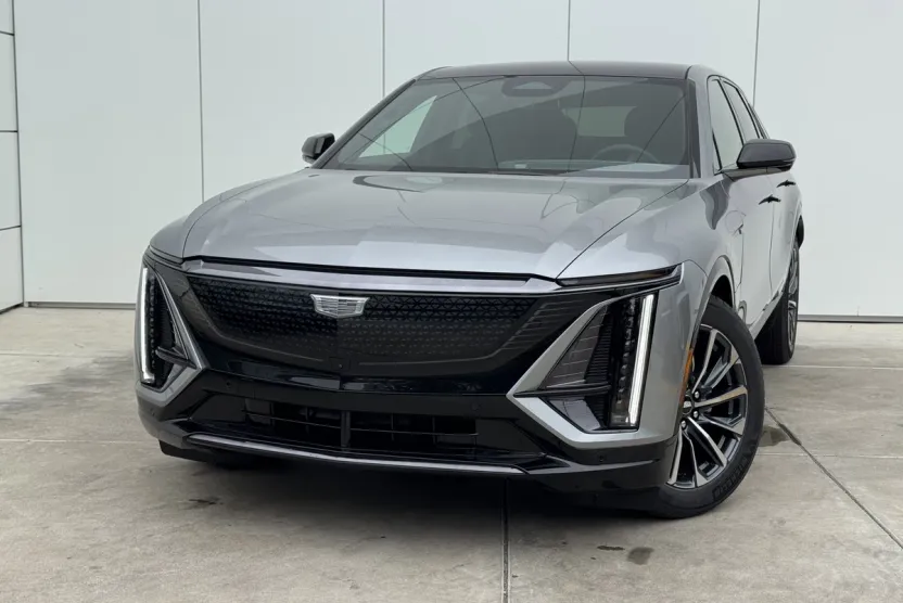 2025 Cadillac Lyriq Sport photo 1