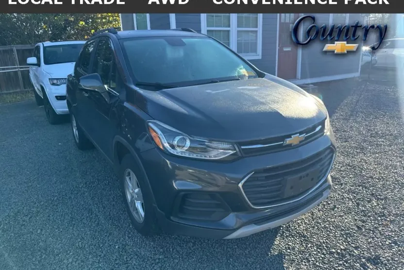 2018 Chevrolet Trax LT photo 1