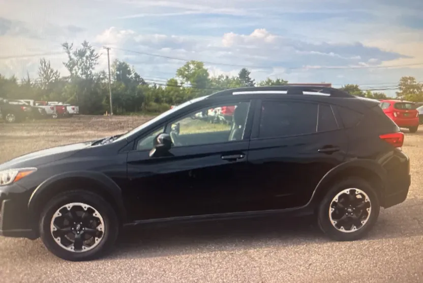 2023 Subaru Crosstrek Premium photo 1