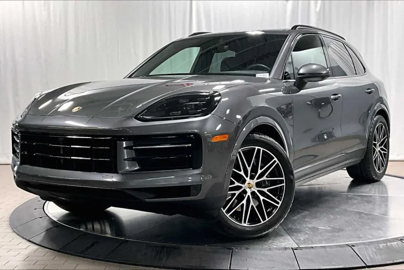 2024 Porsche Cayenne photo 1