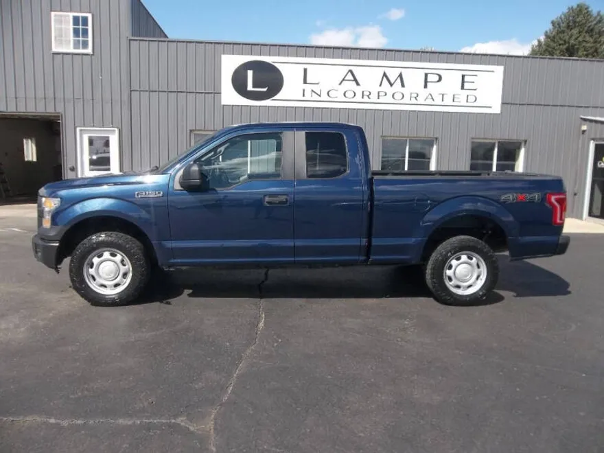 2017 Ford F-150 XL photo 1