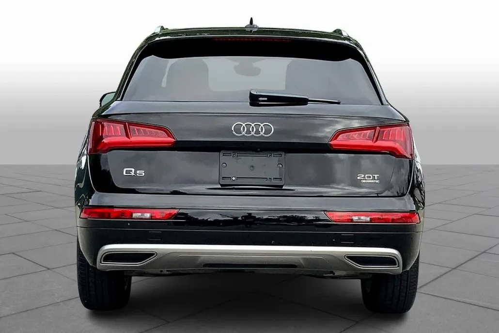 2018 Audi Q5 Premium photo 1