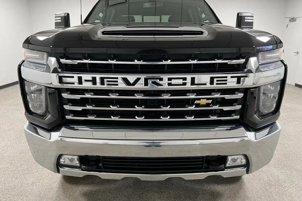 2022 Chevrolet Silverado 3500HD LTZ photo 1