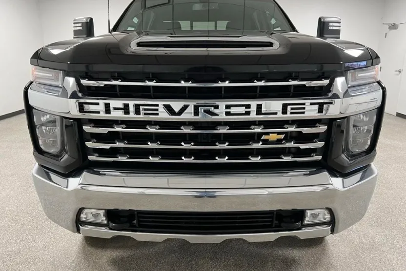 2022 Chevrolet Silverado 3500HD LTZ photo 1
