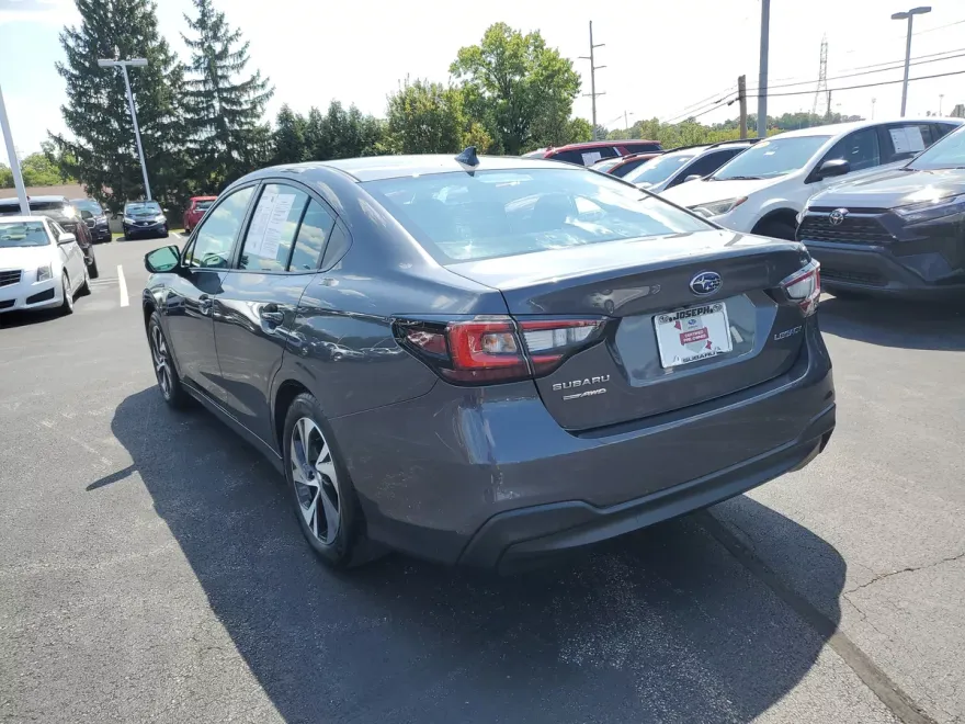 2023 Subaru Legacy Premium photo 1