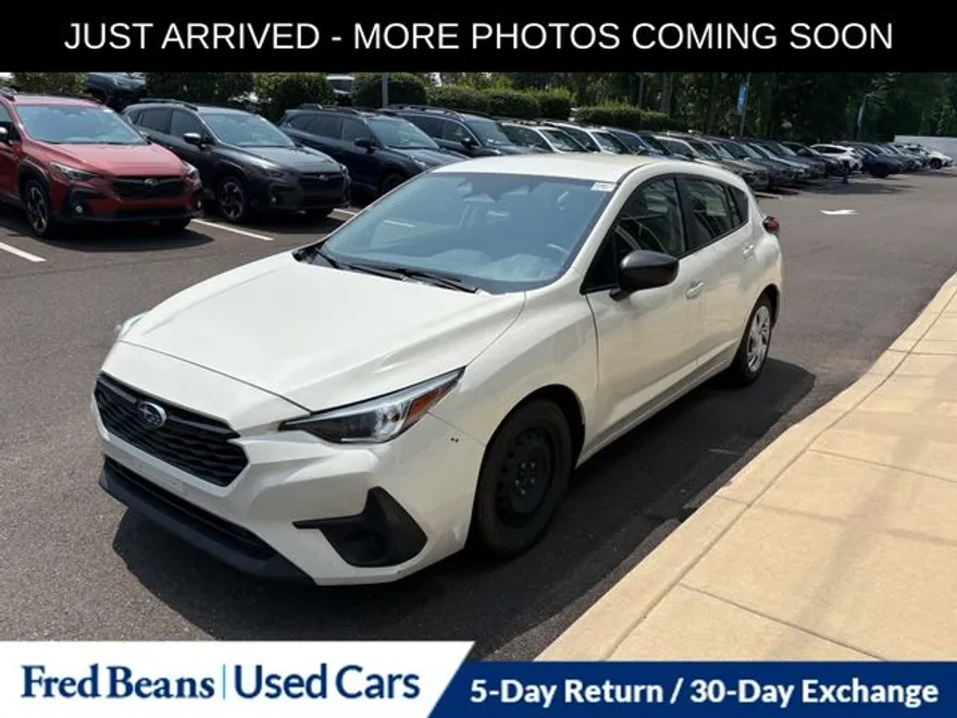 2024 Subaru Impreza Base photo 1