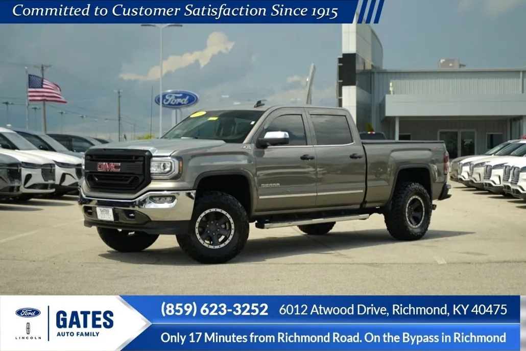 2017 Gmc Sierra 1500 SLT photo 1