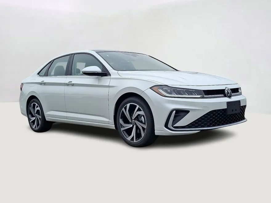 2025 Volkswagen Jetta SEL photo 1