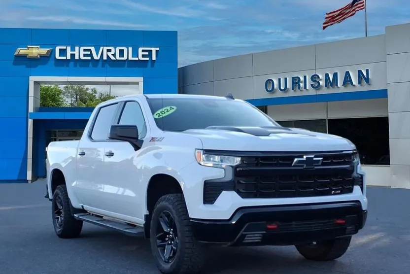 2024 Chevrolet Silverado 1500 LT Trail Boss photo 1