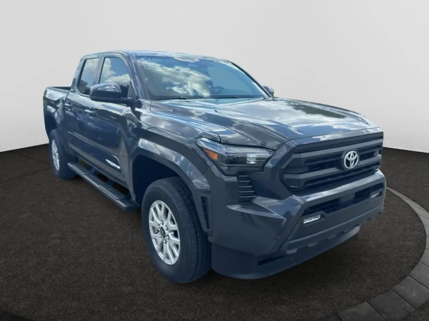 2024 Toyota Tacoma SR5 photo 1