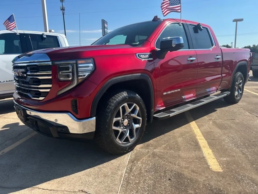 2026 Gmc Sierra 1500 SLT photo 1