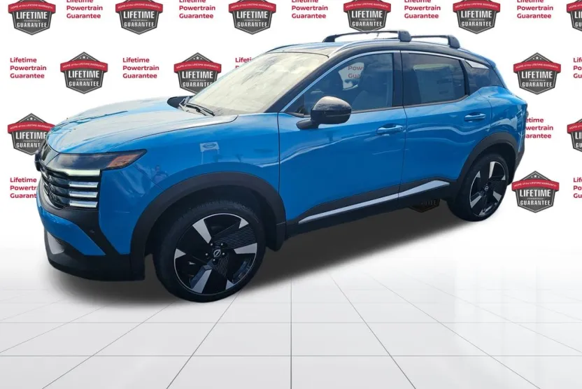 2026 Nissan Kicks SR photo 1