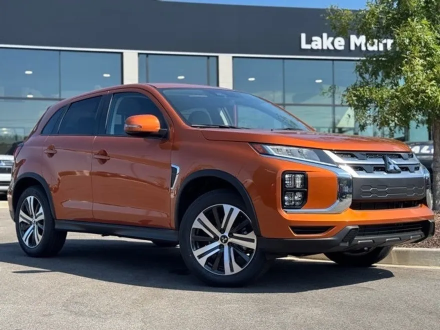 2025 Mitsubishi Outlander Sport ES SE LE photo 1