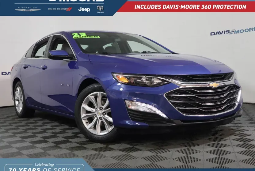 2023 Chevrolet Malibu 1LT photo 1