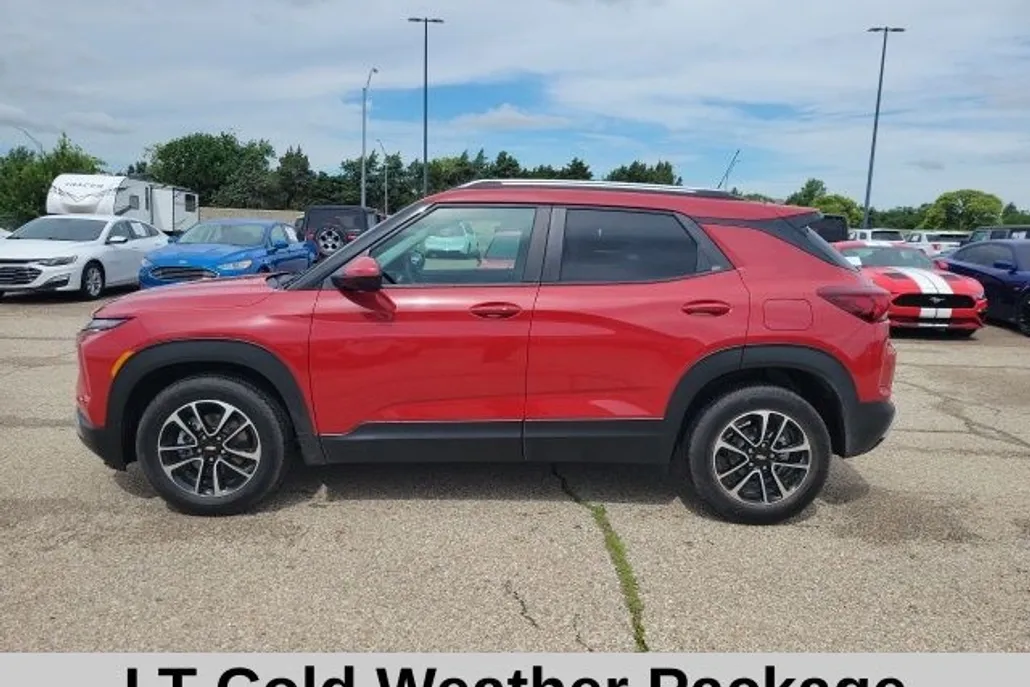 2026 Chevrolet Trailblazer LT photo 1