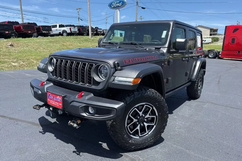2025 Jeep Wrangler Rubicon photo 1