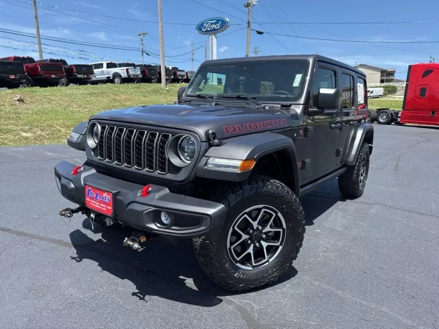 2025 Jeep Wrangler Rubicon photo 1