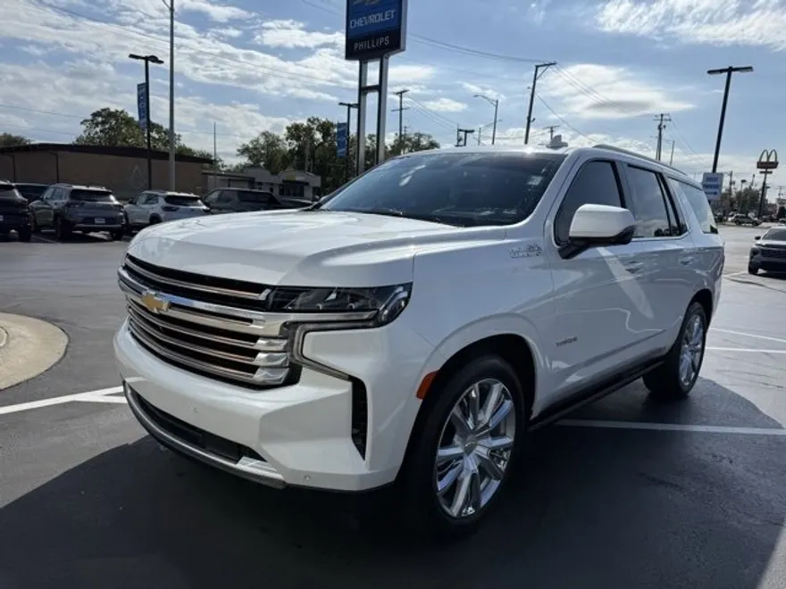 2023 Chevrolet Tahoe High Country photo 1