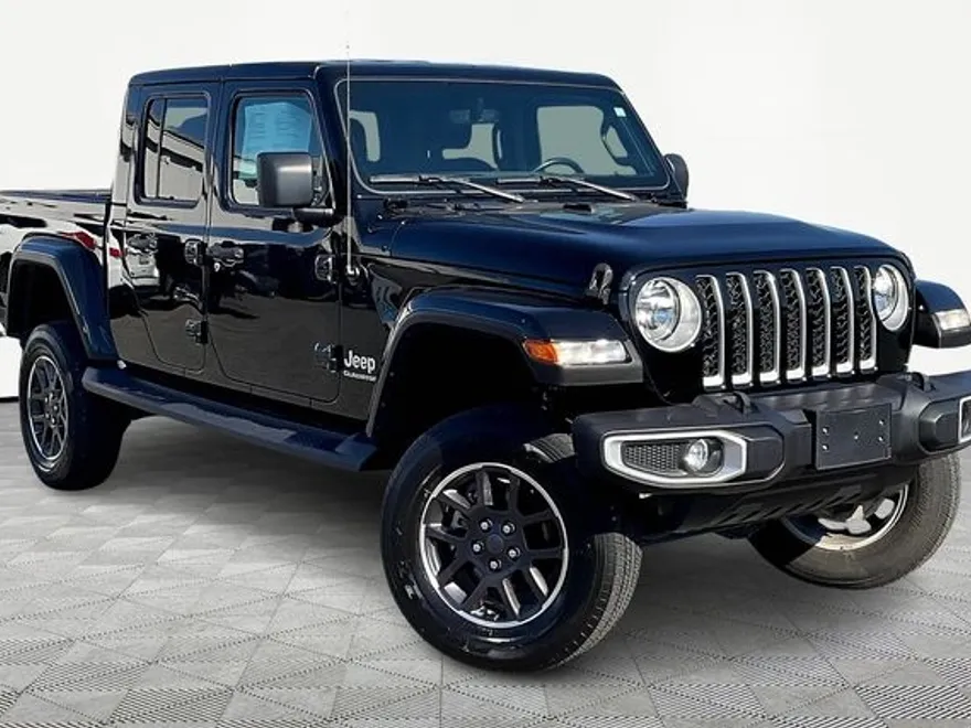 2022 Jeep Gladiator Overland photo 1