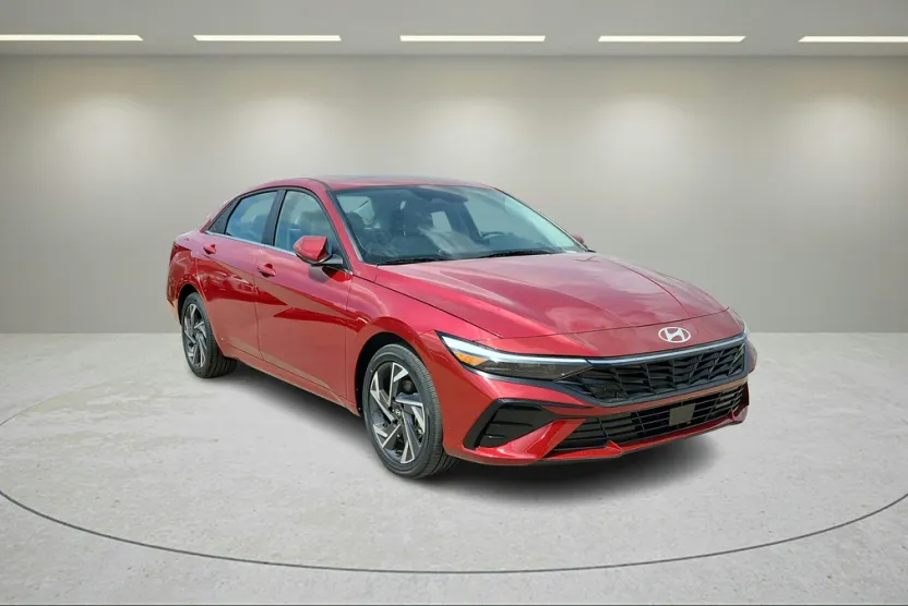 2025 Hyundai Elantra Limited photo 1