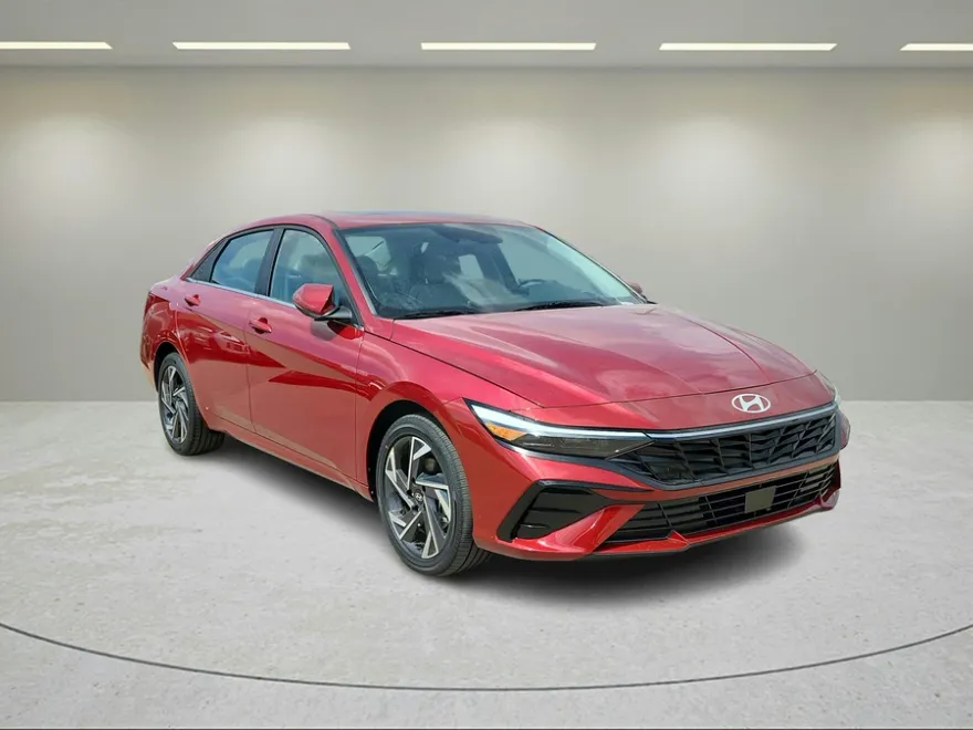 2025 Hyundai Elantra Limited photo 1