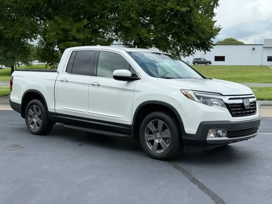 2020 Honda Ridgeline RTL-E photo 1