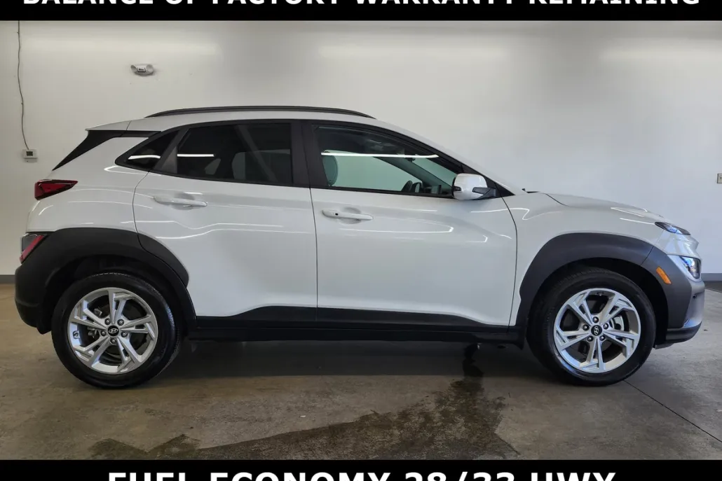 2023 Hyundai Kona SEL photo 1
