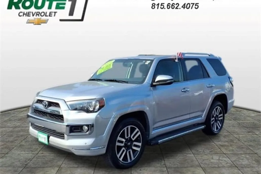 2016 Toyota 4Runner Limited photo 1