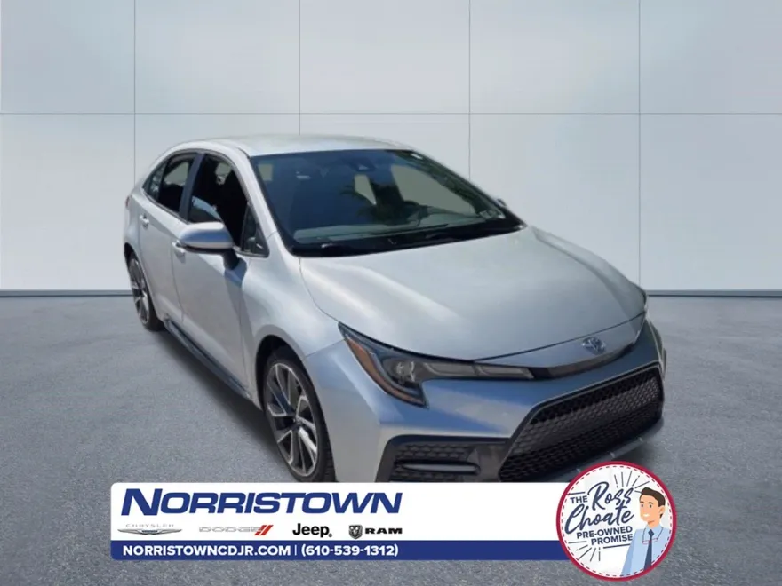 2022 Toyota Corolla SE photo 1