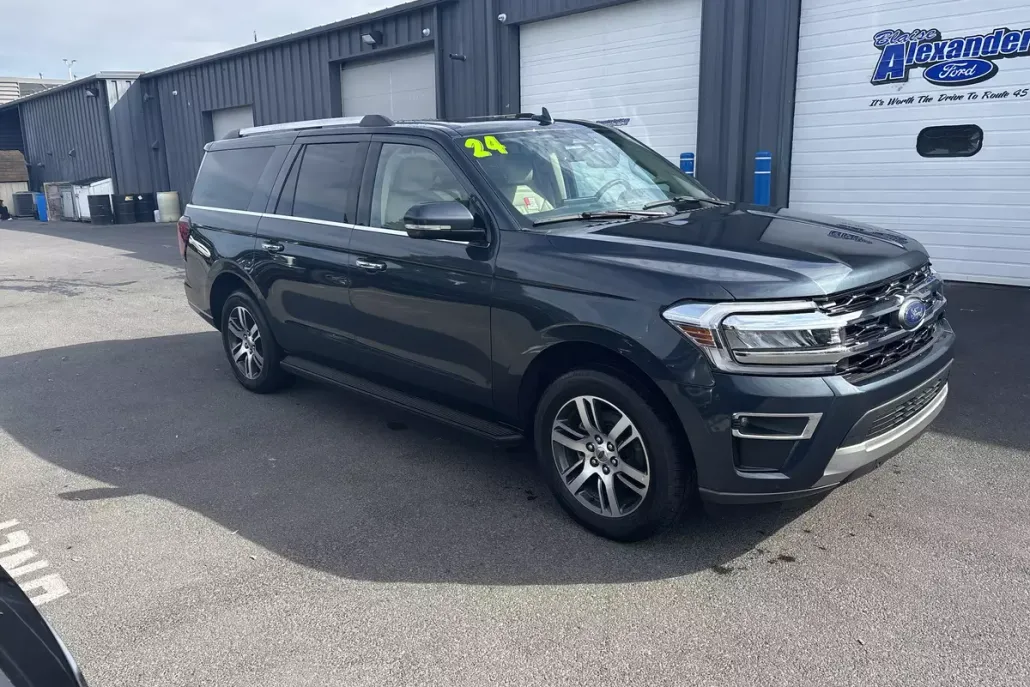 2024 Ford Expedition MAX Limited photo 1