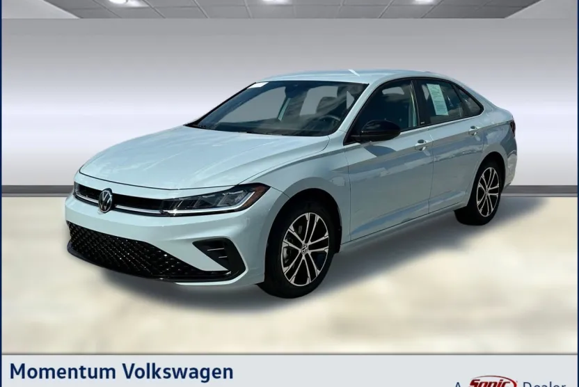 2025 Volkswagen Jetta Sport photo 1