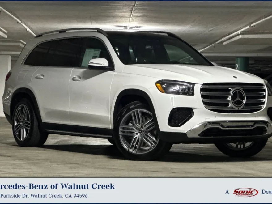2025 Mercedes Benz GLS 450 4MATIC photo 1