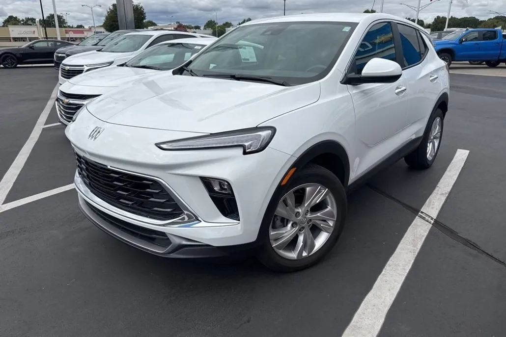 2024 Buick Encore GX Preferred photo 1