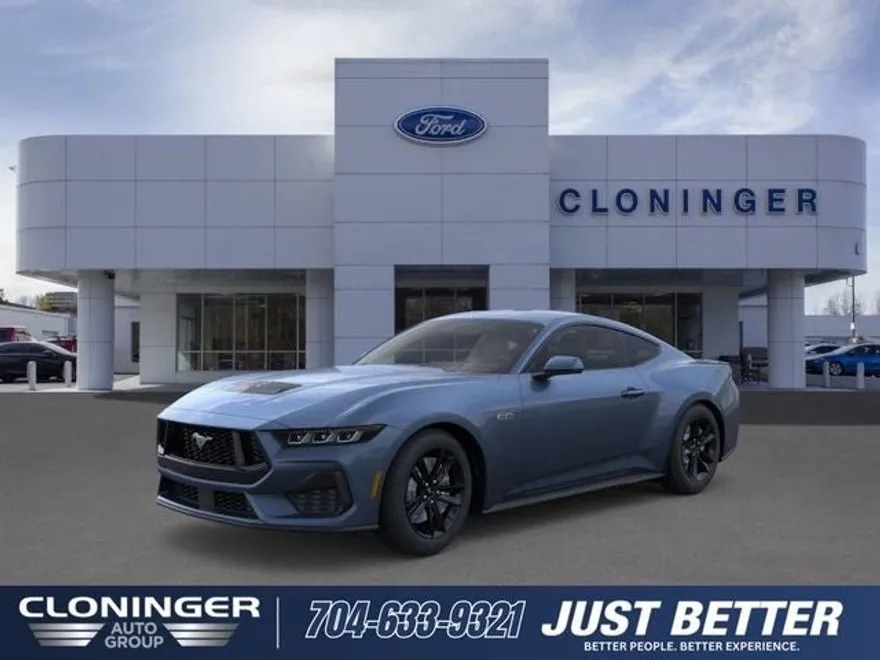 2025 Ford Mustang GT photo 1