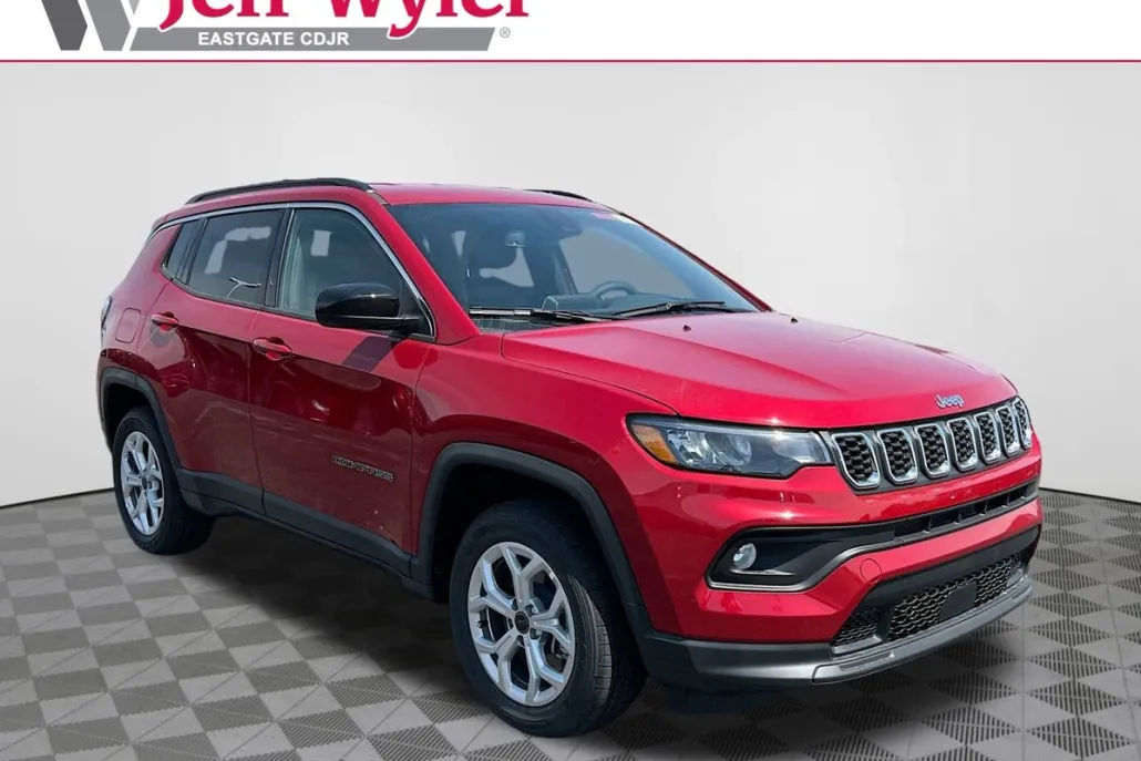 2025 Jeep Compass Latitude photo 1