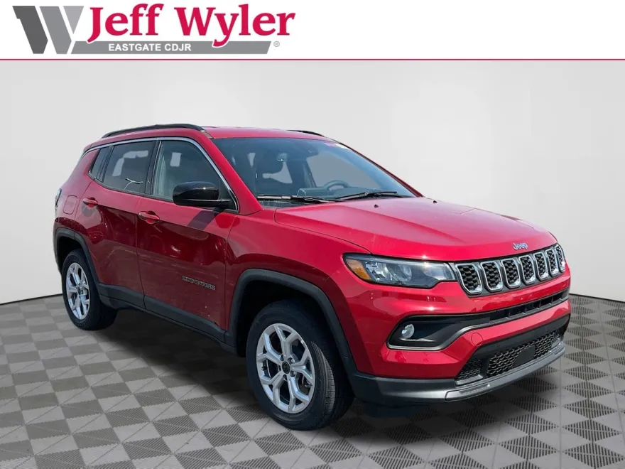 2025 Jeep Compass Latitude photo 1