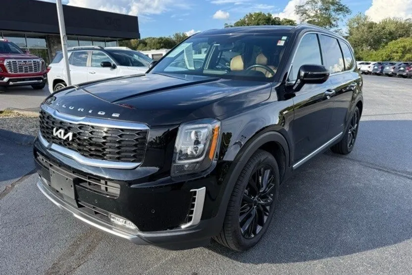 2022 Kia Telluride SX photo 1