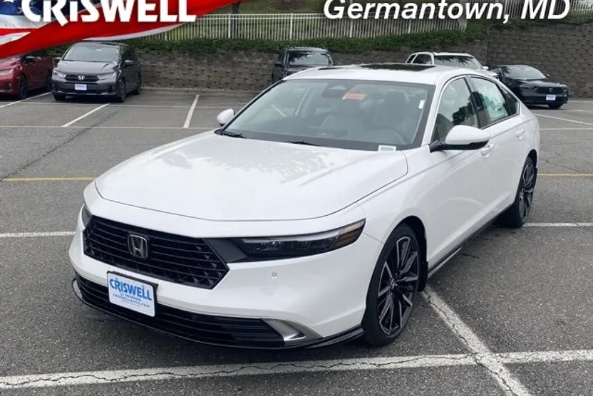 2025 Honda Accord Hybrid Touring photo 1